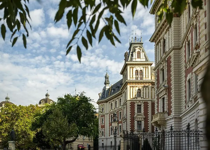 Millenium Heroes Appartement